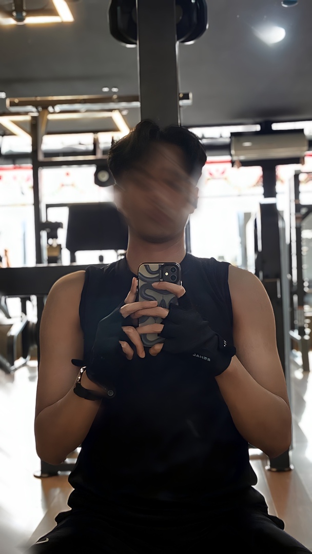 BUKAN BASE RATED tweet media