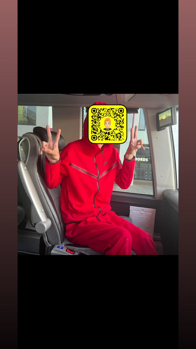 railwaiboy's tweet photo. @scallyladss Add my snap denvakre https://t.co/awNP4ImF4j