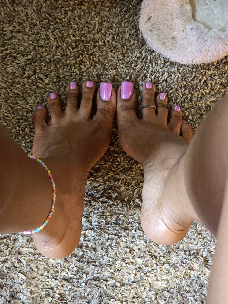 Kween Kham 👑 tweet media