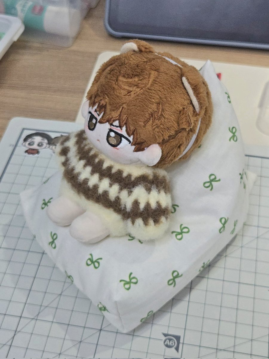 1933 🪡ᐠ(^.^ )ᐟ🧵 tweet media