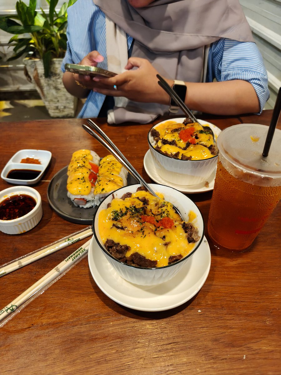 blablabla99 tweet media