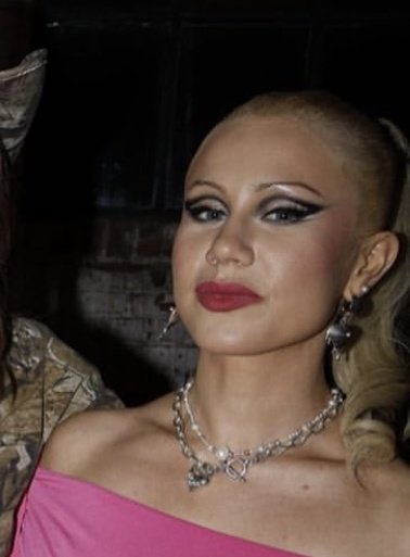 $T. LOSER tweet media