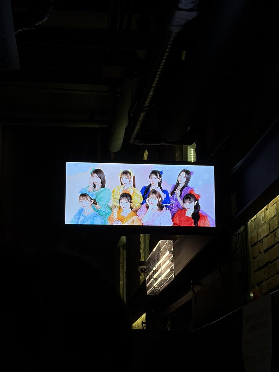 오늘 제 공주님들 보고 왔서요…//
내 아기 귤 오랜만에 봤는데 더 귀요워졌고 더 예뻐졌고… 또 보고싶음…👩🏻‍❤️‍👩🏻🧡