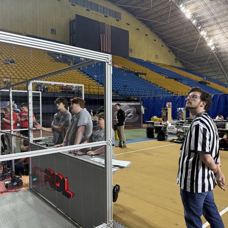 jsbhs_trojans's tweet photo. This weekend 8 WCPS Robotics teams are competing in the National RDL Championship at ETSU!  These teams are forming alliances with other teams and sharpening their skills to represent our school division on the National stage! https://t.co/lgKdPJ4RMF