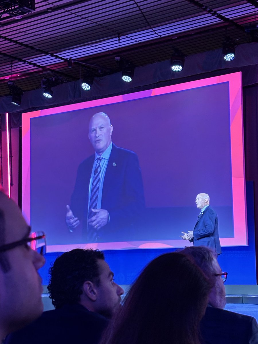 Bravo__MD's tweet image. Kicking off #ACC26 with the opening session!

Proud to see @ChrisKramerMD highlight the role of #healthequity across all aspects of our #professional #society

Also happy to see a congenital heart surgeon Dr Al Hamees receive the lifetime achievement award ❤️

These 2 important