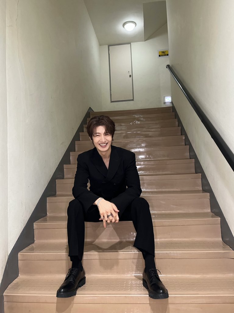 Official SonHoYoung tweet media