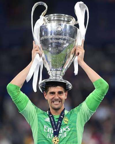 El Halcón🦅 tweet media