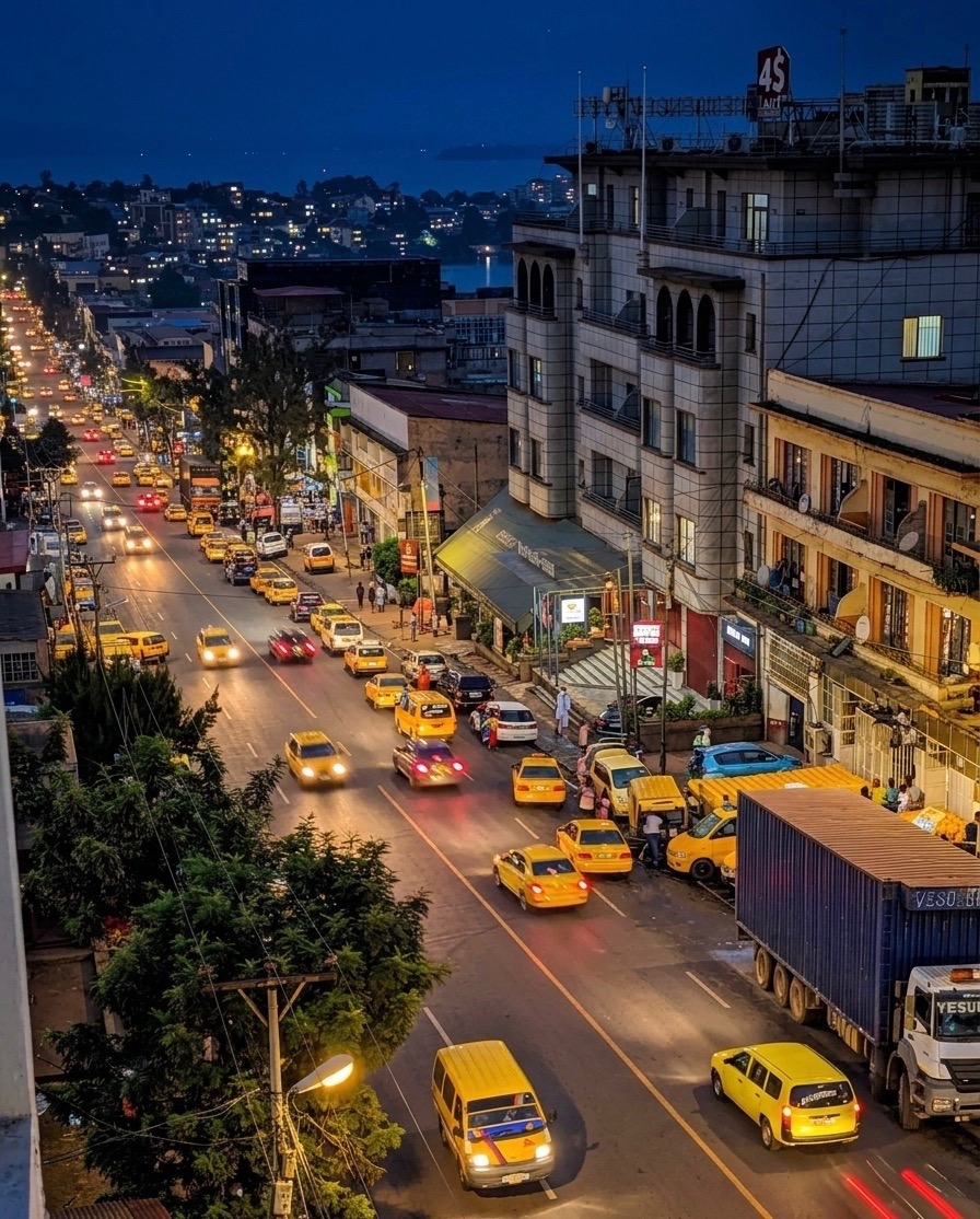 GomaFleva's tweet image. 🔵 #RDC : Admirez la beauté de la ville de #Bukavu une ville de culture, de commerce et de créativité, portée par une population dynamique. 

#Visitcongo 🇨🇩

Suivez-nous : @GomaFleva