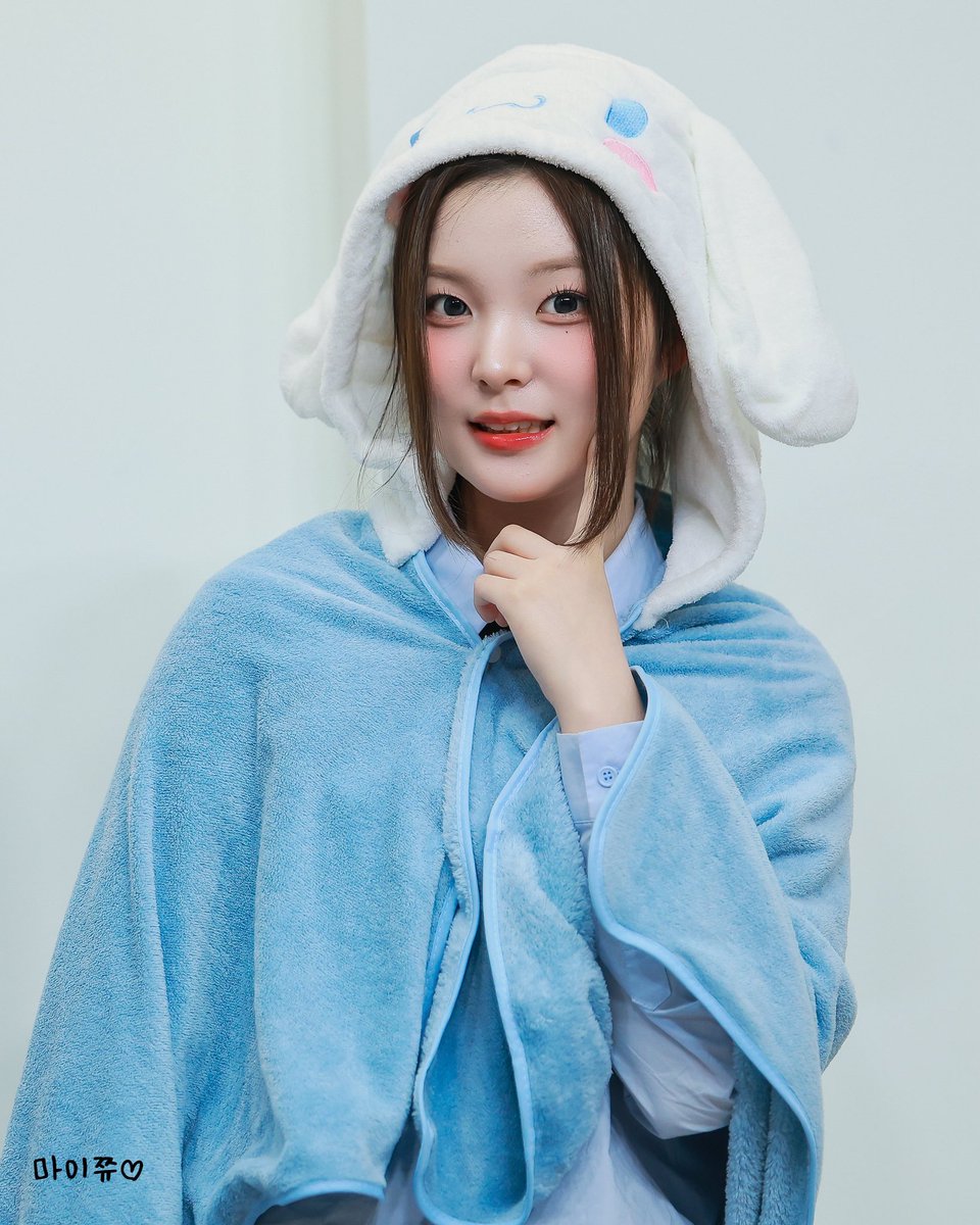 MYJJU_924's tweet photo. 260327 프롬 팬싸인회

໒꒰ྀི˶ •ࡇ• ꒱ྀི১

#승주 #SEUNGJOO #SAYMYNAME #세이마이네임 #SMN https://t.co/nVcnkhcUOl