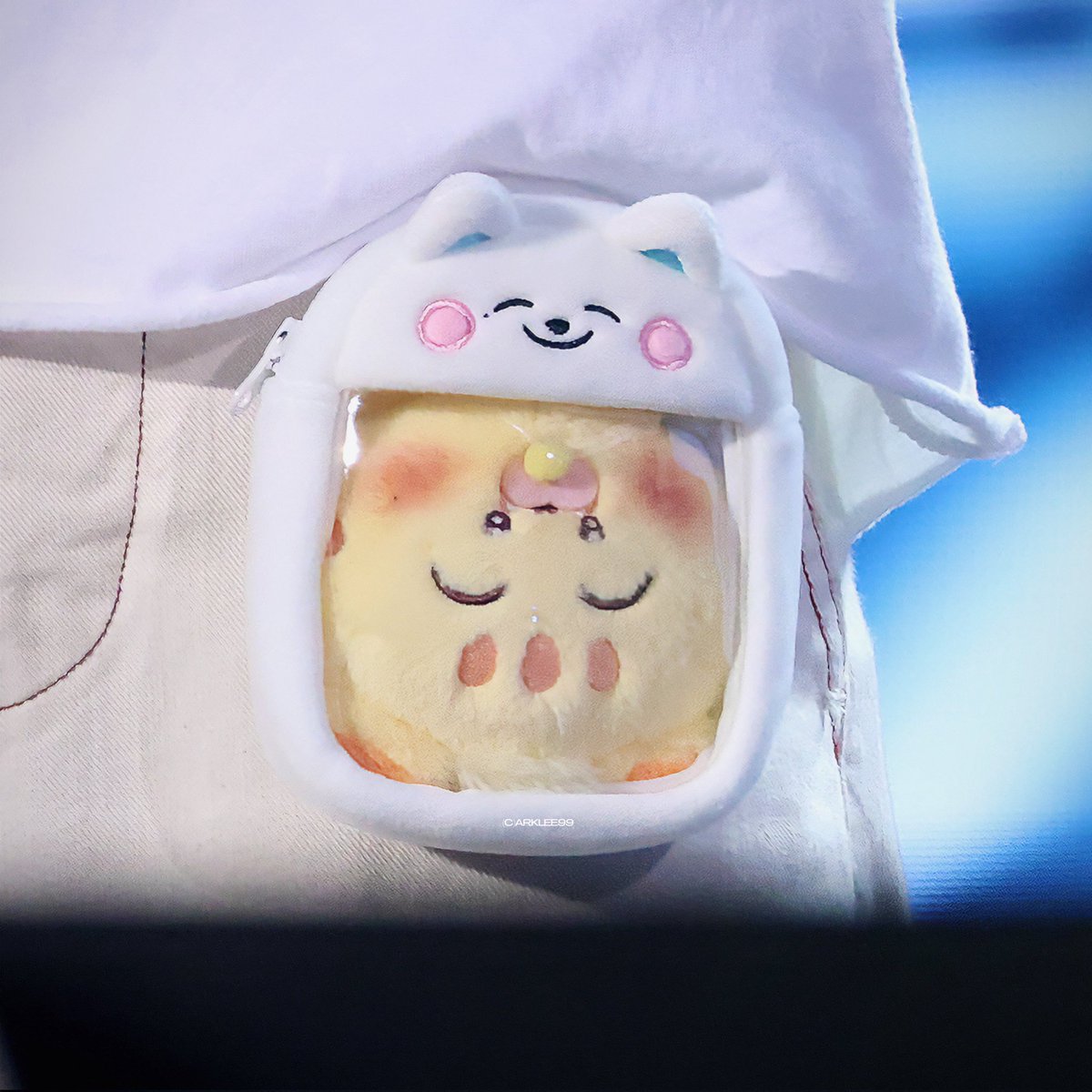 sam 💭 tweet media