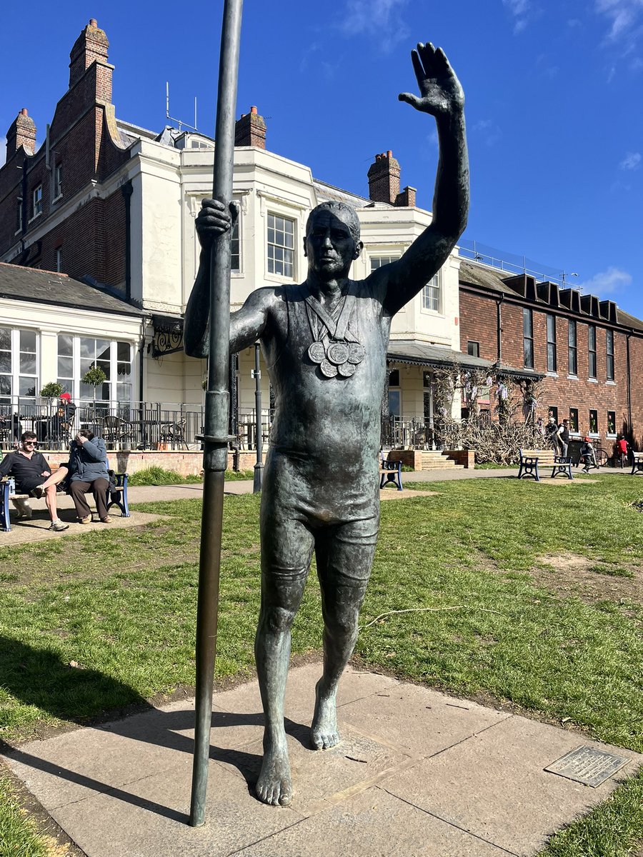 carolineG_19's tweet image. 100th different parkrun location this morning, this time @higginsonparkrn beautiful location, fab marshals and a breezy run along the tow path. A great morning including a ‘spoons breakfast 🍳 🏃‍♀️ #parkrun