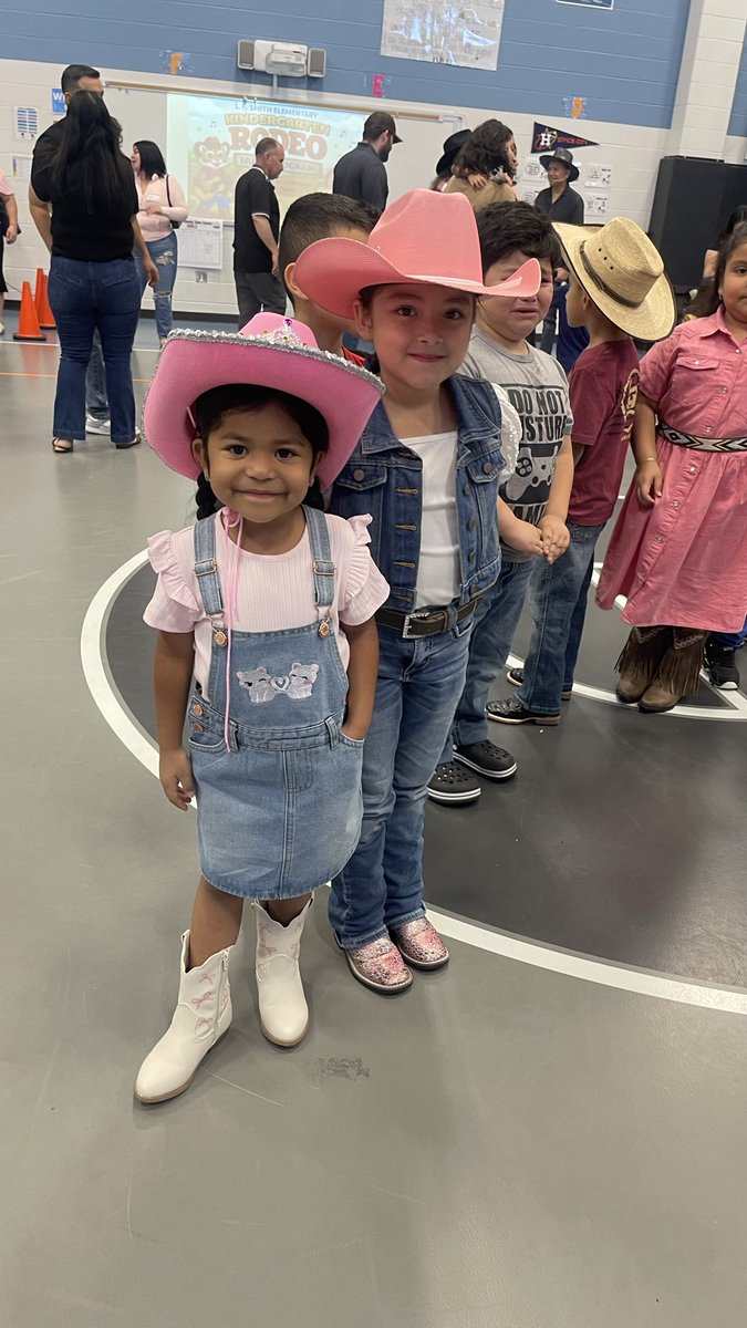 LF Smith Elementary tweet media