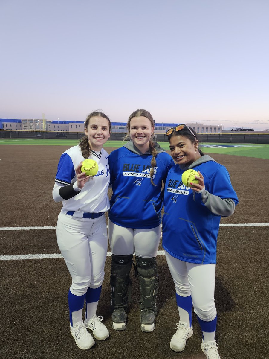 🥎Blue_Jays_Softball🥎 tweet media