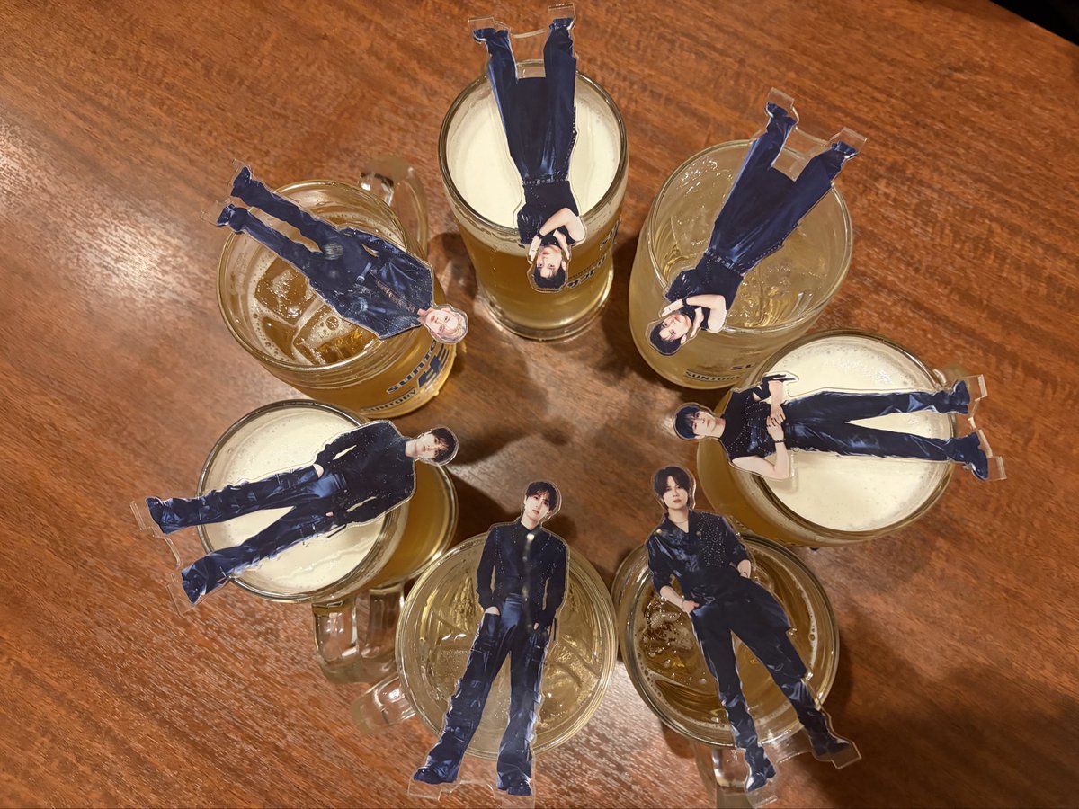 meg❤︎ tweet media