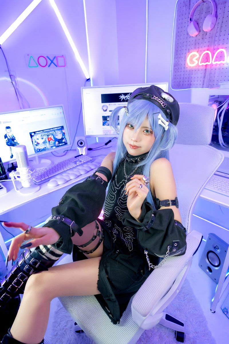 ハイネックス😈💕 tweet media