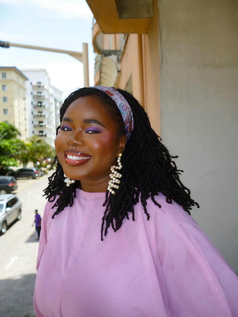 Mini Skirt Connoisseur😮‍💨 tweet media