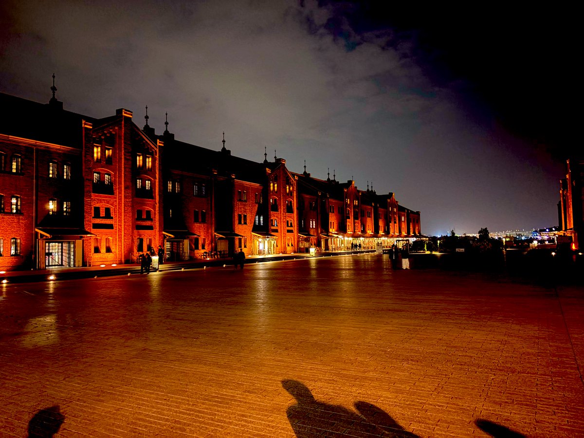 happyturn tweet media