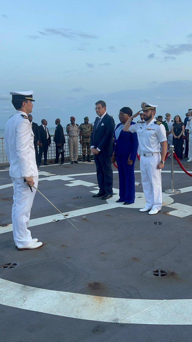 Emb España en Gabón / Ambassade d'Espagne au Gabon tweet media