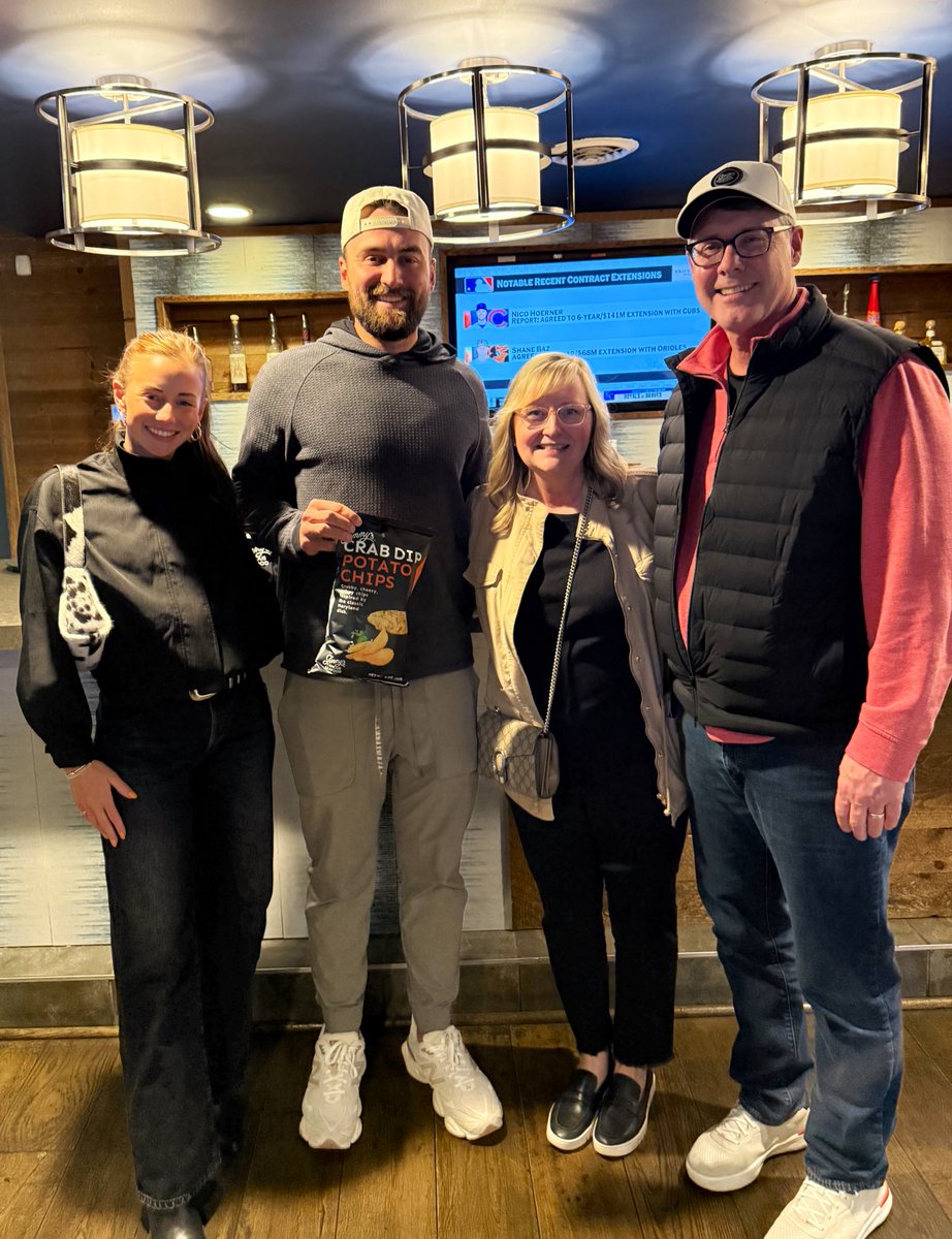 Jimmy’s Famous Seafood tweet media