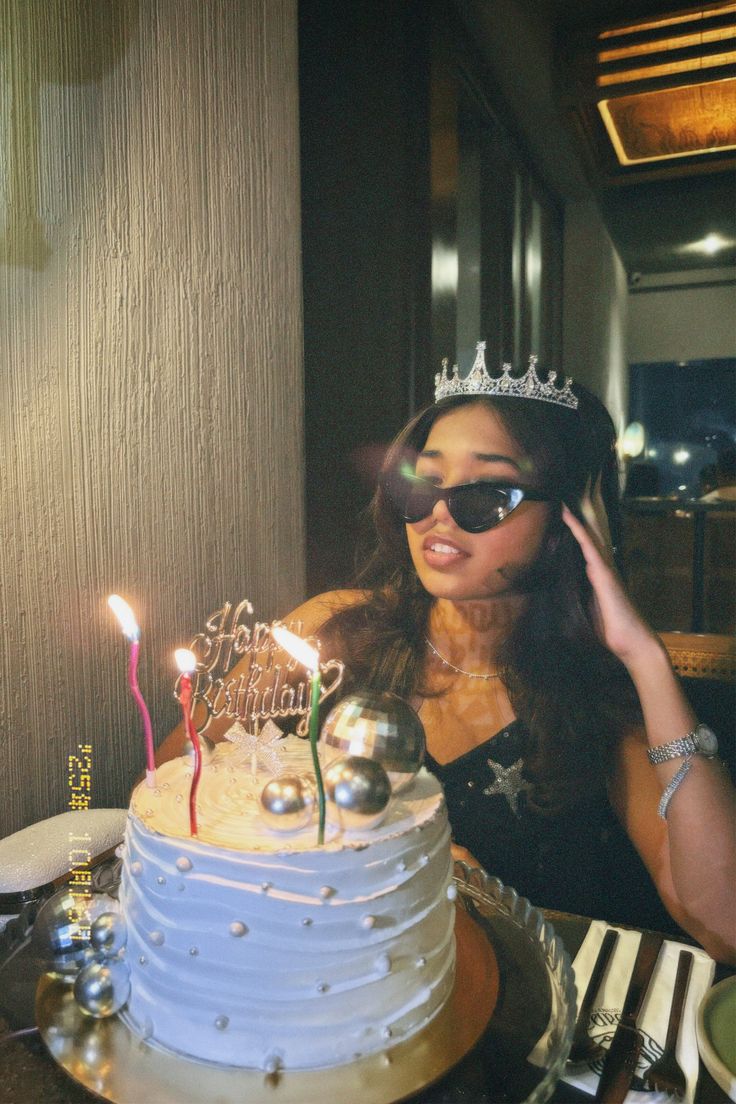 ์น ์ tweet media