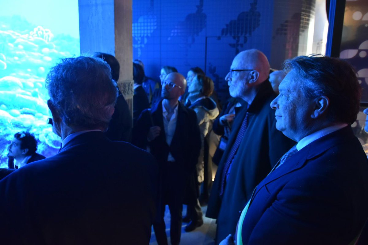 comunevenezia's tweet image. 🌎 Nel cuore della laguna nasce un nuovo spazio dedicato al futuro del pianeta!

🔬 #Venezia accoglie la nuova sede del Biodiversity Gateway, centro nevralgico del National Biodiversity Future Center (NBFC), pensato per unire ricerca, innovazione e divulgazione scientifica al