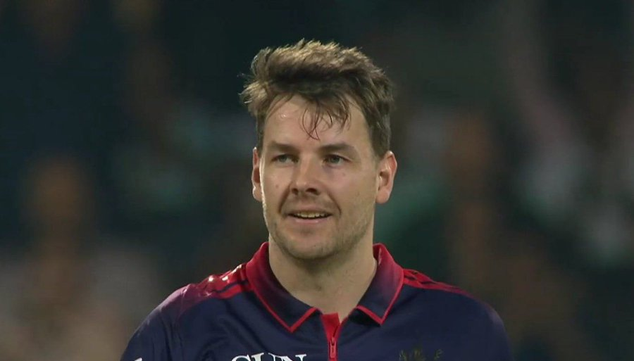 Krishna88179751's tweet photo. Second wicket for Duffy, gets Abhishek &amp; Head in an Over!  - JACOB DUFFY IS ON FIRE..!!!! 🔥 #IPL2026 #RCBvsSRH https://t.co/H5640AAhv6