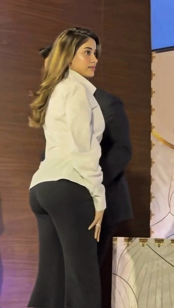 Junk2524 tweet media