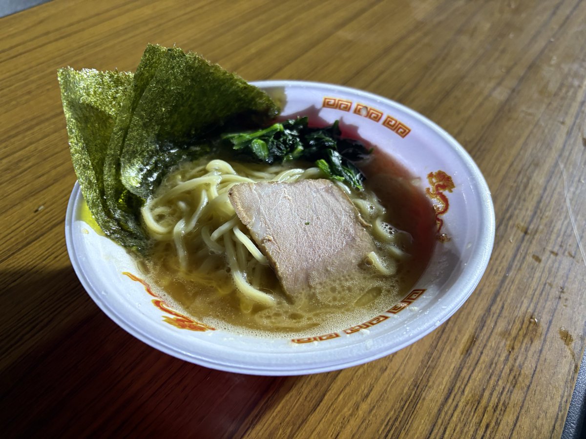 あろえ tweet media