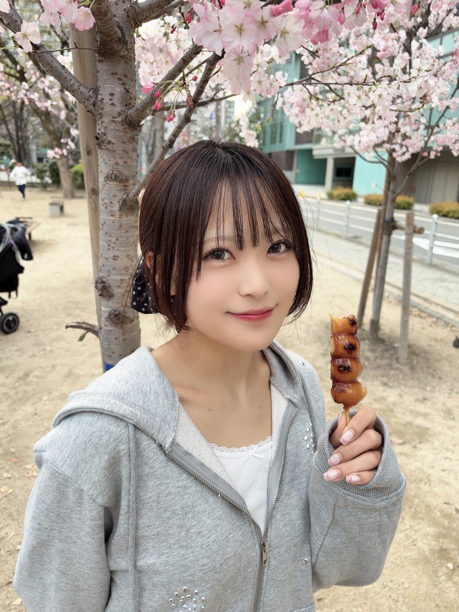 ゆりな(0番線と夜明け前) tweet media