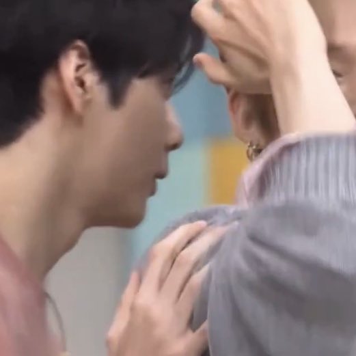 y ˙⋆✮ tweet media