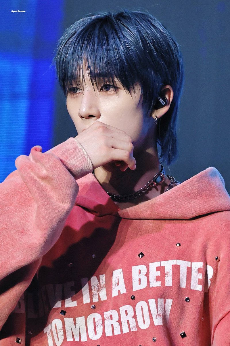 𝙎𝙥𝙚𝙘𝙩𝙧𝙪𝙢- tweet media