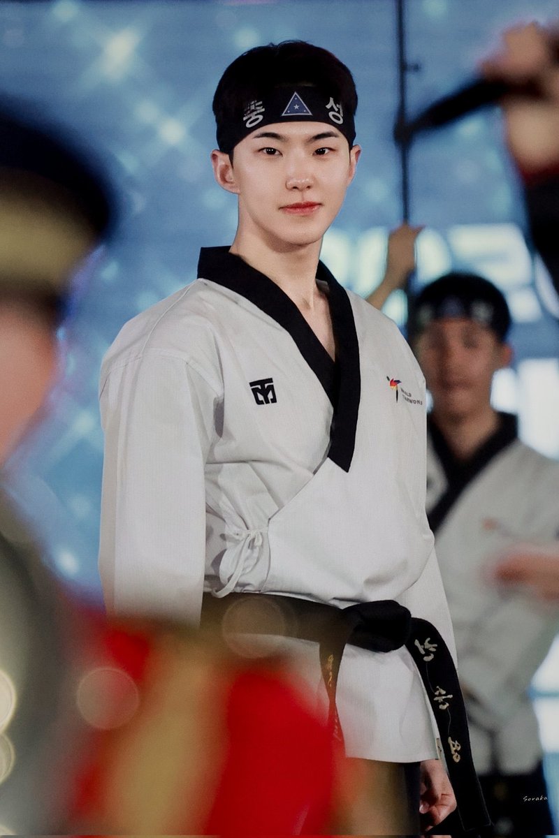 lun🤏🏻 tweet media