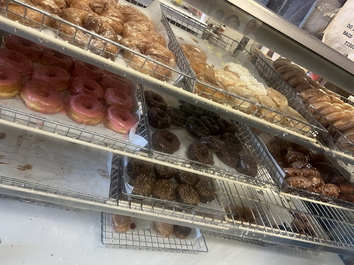 🏁 LOOTED VUITTON DON 🏁 tweet media