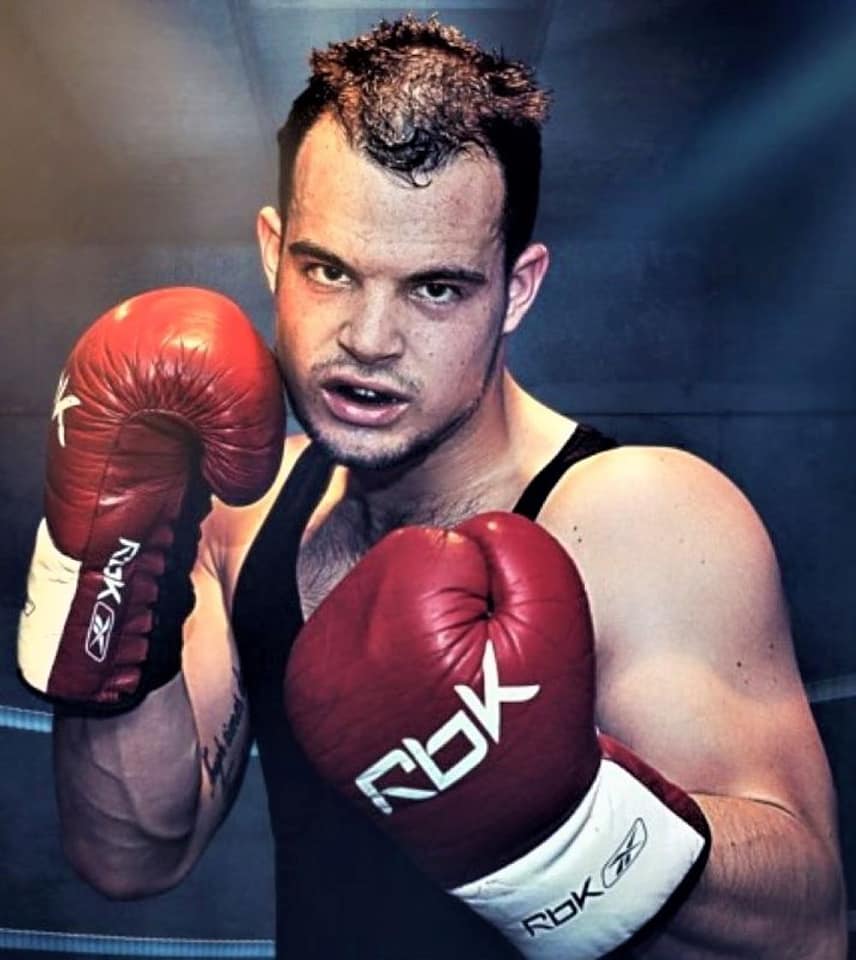 Gsoboxerfan tweet media