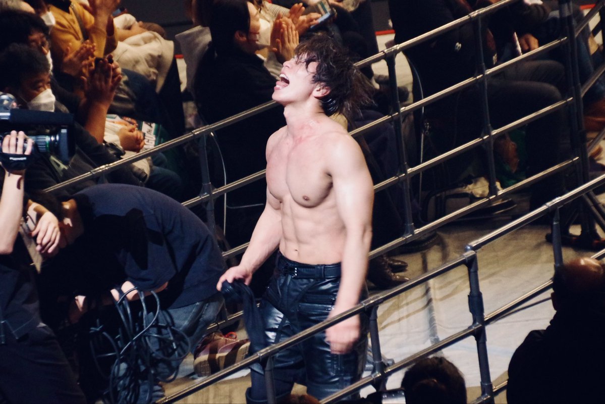 クスノキ tweet media