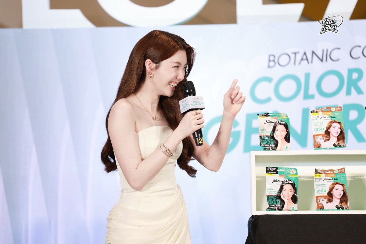 StarToday tweet media