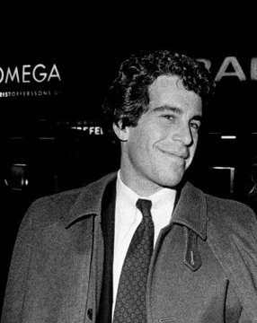 CryptoWhale™ tweet media