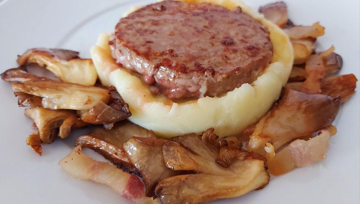 comocomodiadia tweet media