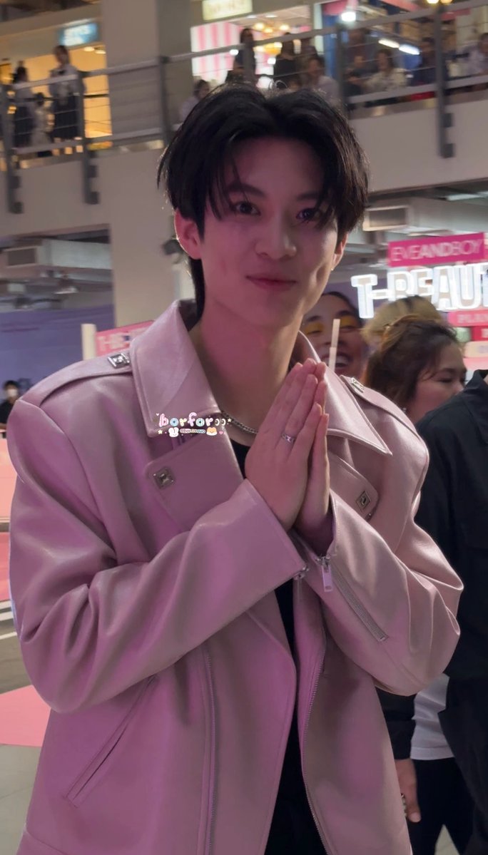 𝙗𝙤𝙧𝙛𝙤𝙧🎀❕ (slow) tweet media