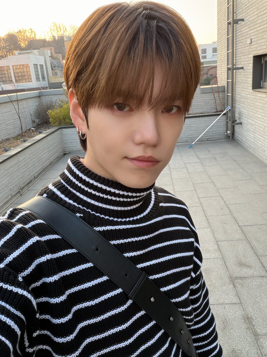 VERIVERY tweet media