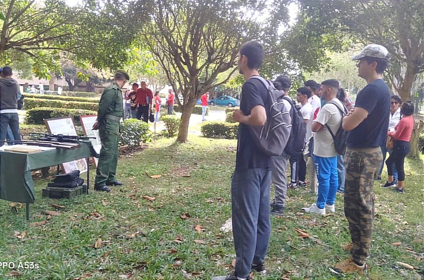 Facultad de Informática y Ciencias Exactas tweet media