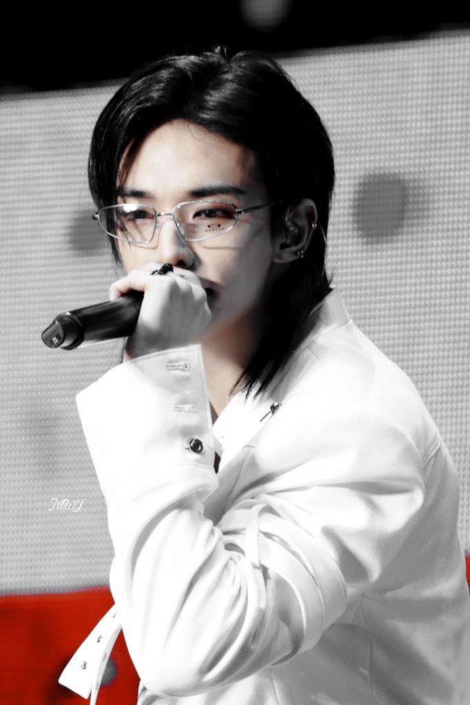 Mwj_for HJ tweet media