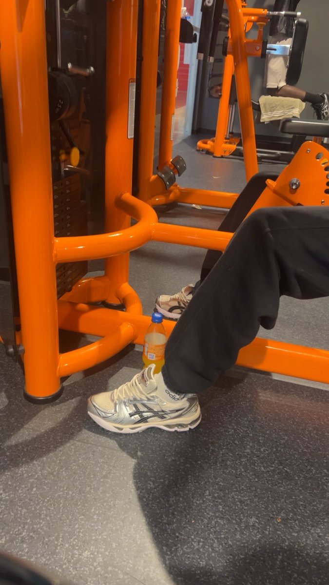 Chino🇴🇲 tweet media