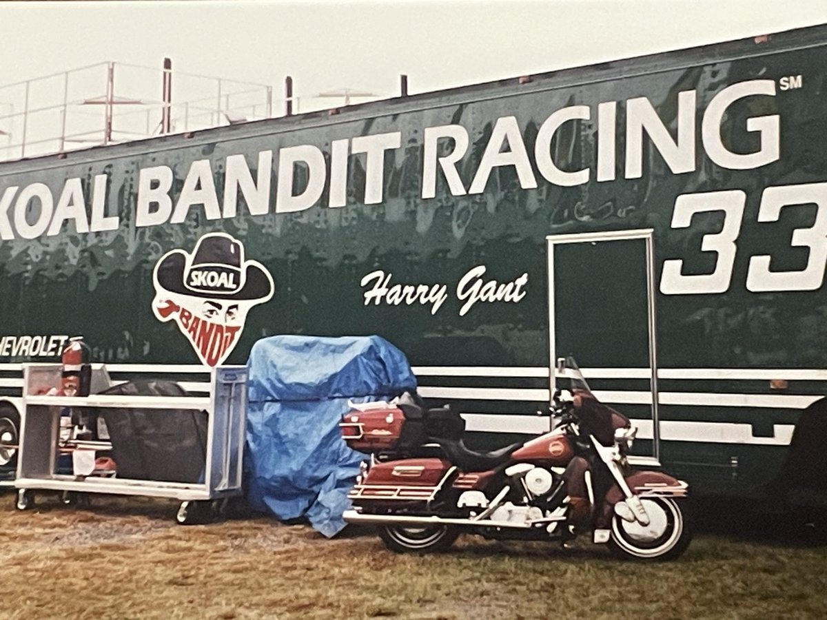 The Driver Suit Archive tweet media