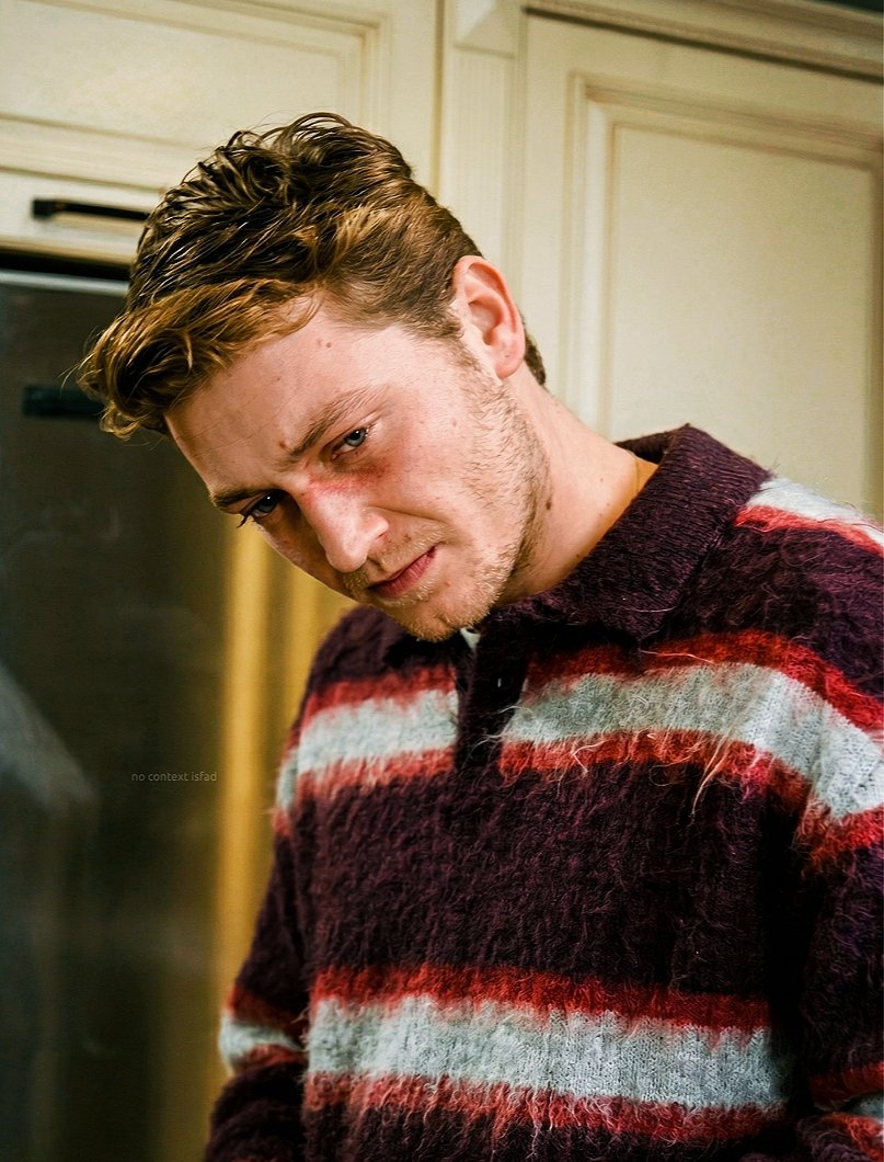 No Context İsfad tweet media