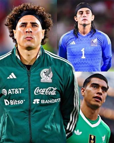 PACO URIBE tweet media