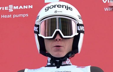 SkokiNar's tweet photo. PŚ Planica: Prevc zdecydowanie najlepsza w I serii

https://t.co/YMO5SZZ4nr

#skoki #skokinarciarskie #skijumping #skijumpingfamily #ZimaJestNasza https://t.co/XhR9pauFIK