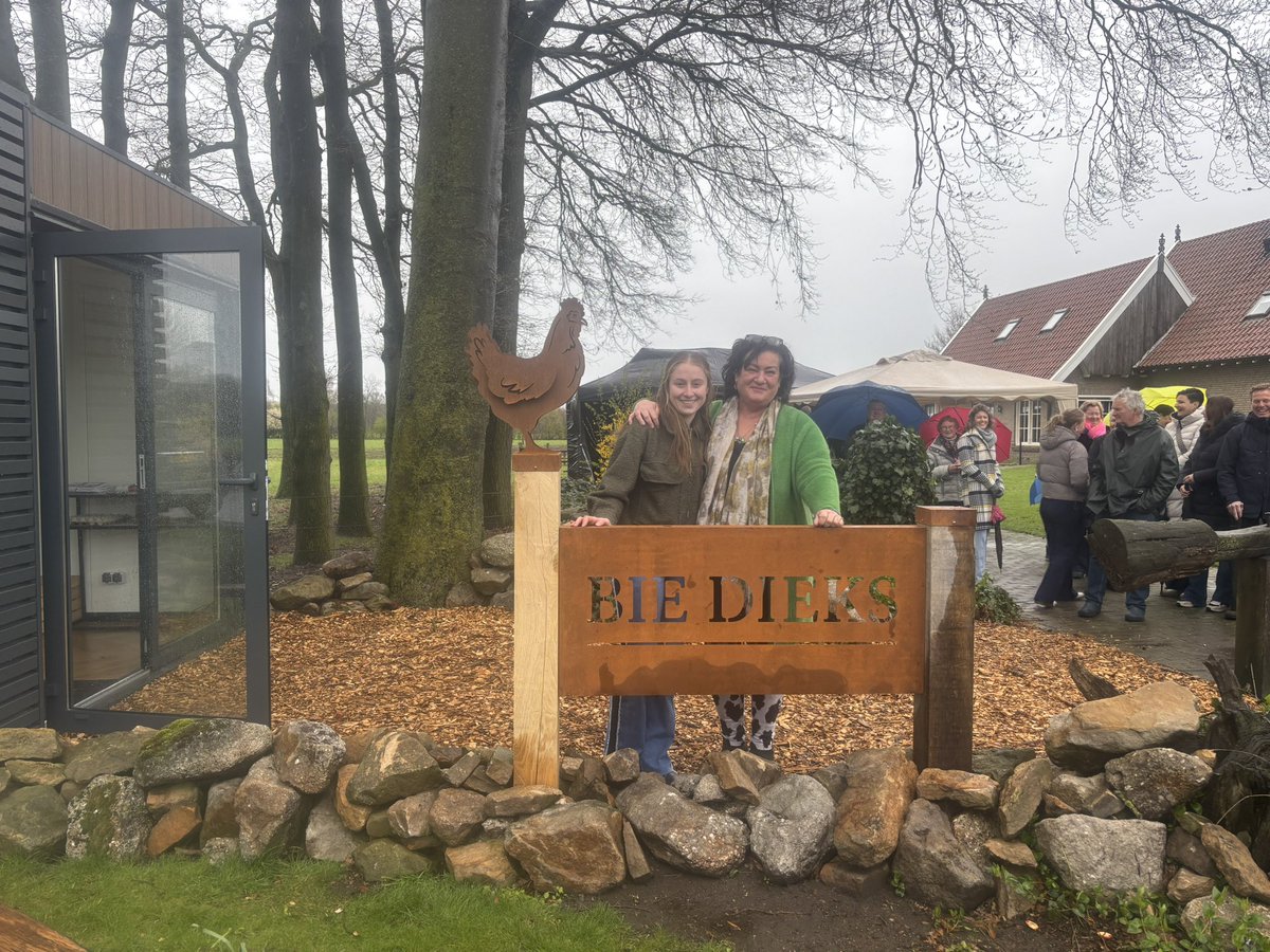 Caroline van der Plas tweet media