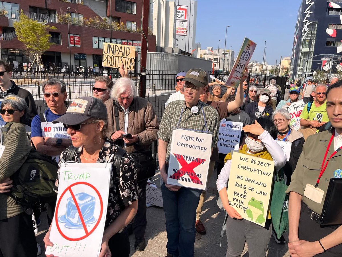 Democrats Abroad tweet media