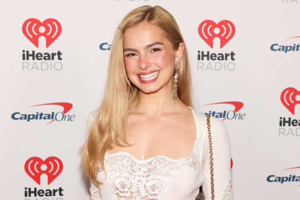 Garrett ☆ tweet media